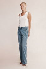 Load image into Gallery viewer, Marle Classic Jean - Light Wash 01 Hyde Boutique
