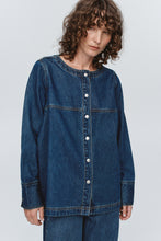 Load image into Gallery viewer, Marle Seam Shirt - Washed Indigo Hyde Boutique
