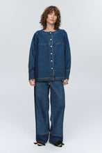 Load image into Gallery viewer, Marle Seam Shirt - Washed Indigo Hyde Boutique
