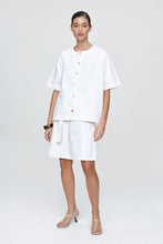 Load image into Gallery viewer, Marle Short Sleeve Seam Shirt - Blanc
