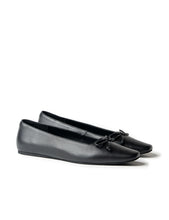 Load image into Gallery viewer, La Tribe Sophie Flat - Black Shoes > Women > Footwear > Heels > Mule Heels > La Tribe Hyde Boutique
