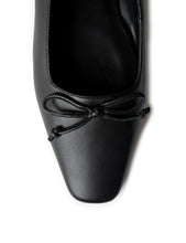 Load image into Gallery viewer, La Tribe Sophie Flat - Black Shoes > Women > Footwear > Heels > Mule Heels > La Tribe Hyde Boutique
