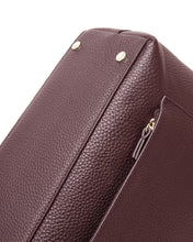 Load image into Gallery viewer, Saben Tilbury Shoulder Bag - Merlot + Bronze Hyde Boutique
