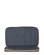 Load image into Gallery viewer, Saben Lisbon Travel Wallet - Black Hyde Boutique
