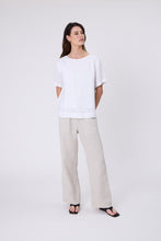 Load image into Gallery viewer, Marlow Sable Linen Top - White
