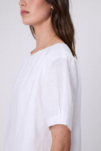 Load image into Gallery viewer, Marlow Sable Linen Top - White
