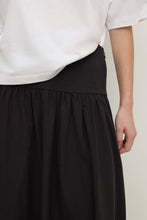 Load image into Gallery viewer, ASSEMBLY LABEL sarah cotton maxi skirt - black
