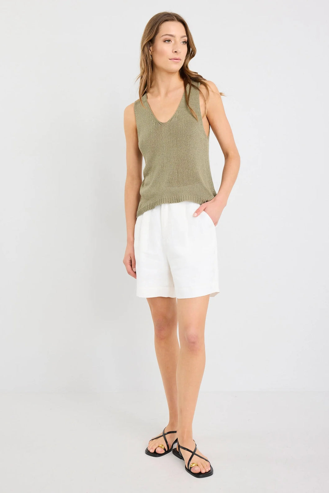 Stories Be Told Literal Linen Pleat Front Shorts - Ivory