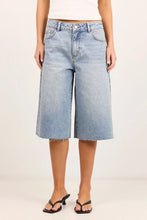 Load image into Gallery viewer, Stories Be Told Maverick Knee Length Bermuda Denim Shorts - Vintage Blue Hyde Boutique
