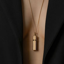 Load image into Gallery viewer, Silk &amp; Steel Odyssée Capsule Necklace - Gold
