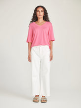 Load image into Gallery viewer, Sills Vera V Knit Tee - Pink Sherbet Hyde Boutique
