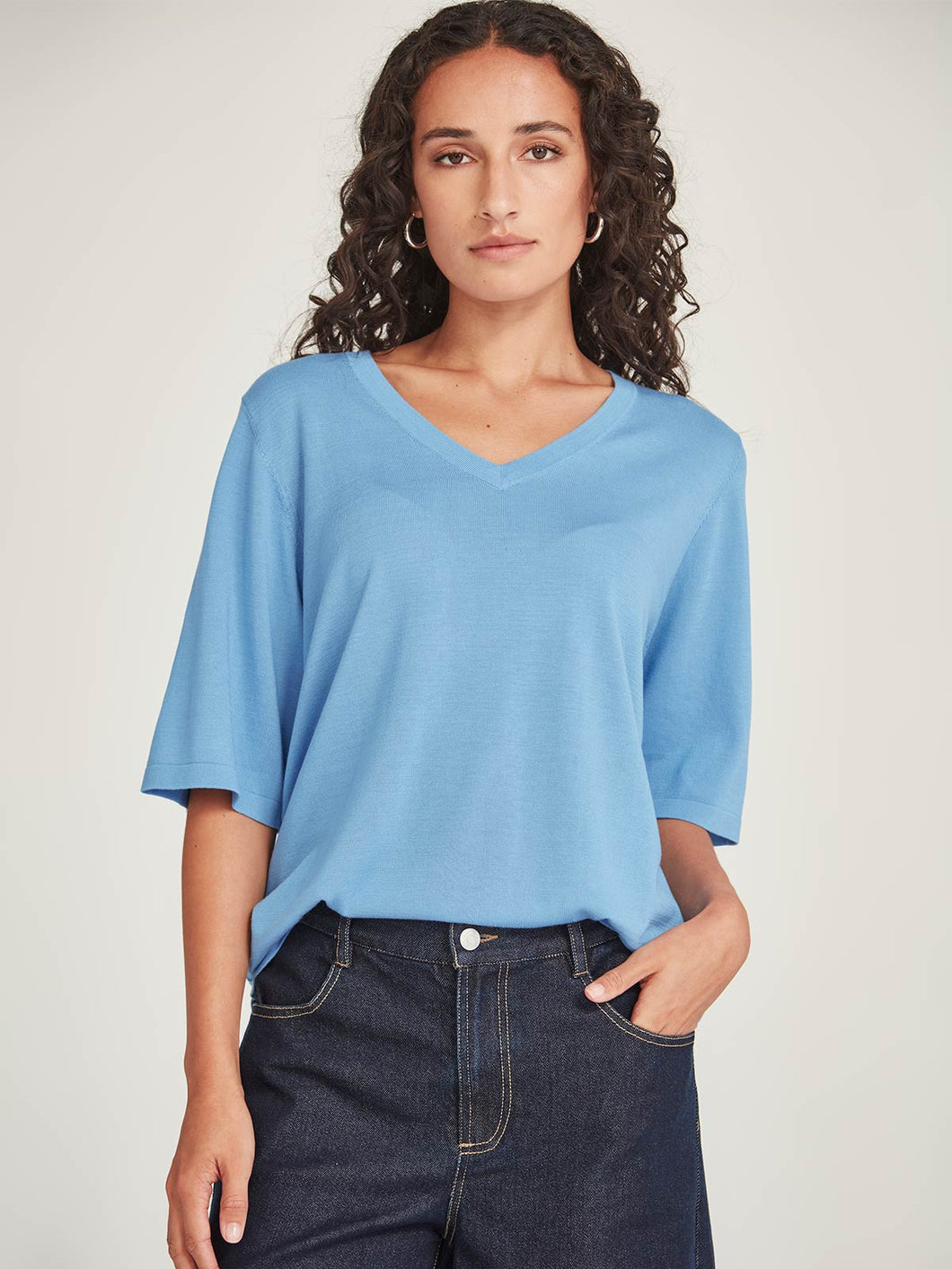 Sills Vera V Knit Tee - Sky Blue Hyde Boutique