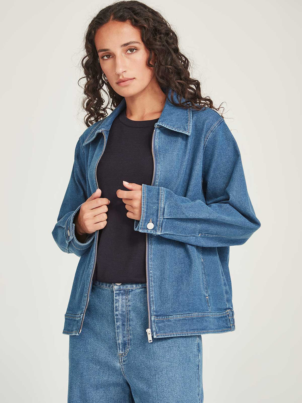 Sills Germaine Denim Jacket - Mid Wash Hyde Boutique