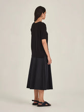 Load image into Gallery viewer, Sills Salma Knit Tee - Black
