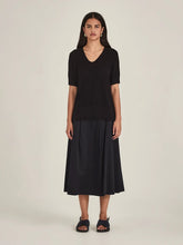 Load image into Gallery viewer, Sills Salma Knit Tee - Black
