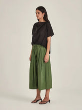 Load image into Gallery viewer, Sills Dana Breeze Top - Black
