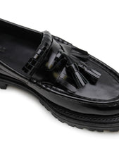 Load image into Gallery viewer, La Tribe Isla Loafer - Black  Hyde Boutique   
