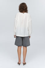 Load image into Gallery viewer, Marle Valerie Top - Ivory Hyde Boutique
