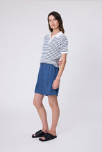 Load image into Gallery viewer, Marlow Vista Bermuda Short - Mid Wash
