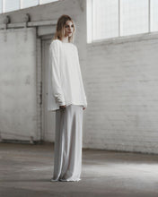 Load image into Gallery viewer, Rebe Long Sleeve Drop T-Shirt - White Hyde Boutique
