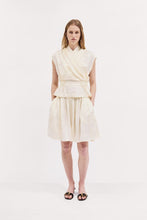 Load image into Gallery viewer, Harris Tapper Chaimberlain Top - Ivory Viscose Hyde Boutique
