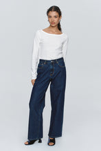 Load image into Gallery viewer, Marle Wide Leg Jean - Washed Indigo Hyde Boutique

