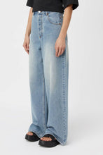 Load image into Gallery viewer, Camilla and Marc Adrian Denim Jean - Light Vintage Blue  Hyde Boutique   
