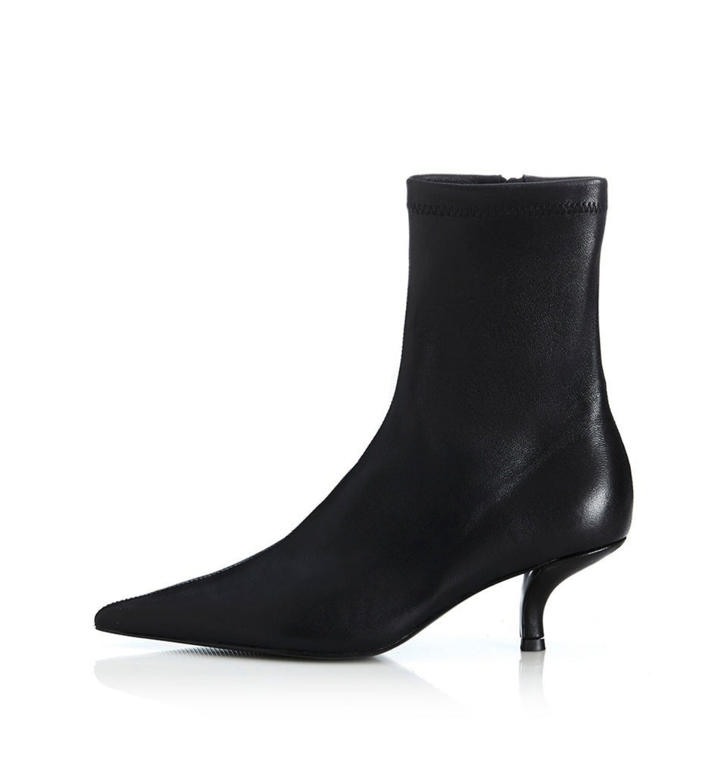 Alias Mae Agnes Boot - Black Leather Hyde Boutique