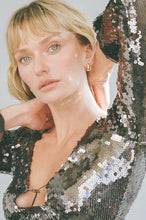 Load image into Gallery viewer, Porter Blob Huggies - Gold Hyde Boutique
