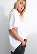 Load image into Gallery viewer, Commoners Boy Tee - White with Marle Hyde Boutique
