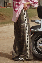 Load image into Gallery viewer, Sabbi The Raving Hearts Pants - Camo  Hyde Boutique   
