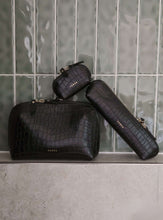 Load image into Gallery viewer, SABEN Tali Case - Black Croc
