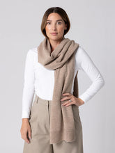 Load image into Gallery viewer, Dark Hampton The Clements Wool Scarf Hyde Boutique
