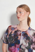 Load image into Gallery viewer, Juliette Hogan Darcy Tunic - Dreamscape Hyde Boutique
