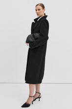 Load image into Gallery viewer, La Tribe Dumpling Bag Medium - Black Hyde Boutique
