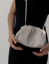 Load image into Gallery viewer, La Tribe Dumpling Bag - Bone  Hyde Boutique   
