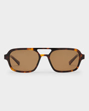 Load image into Gallery viewer, Luv Lou The Dusty Sunglasses - Classic Tort Sunglasses Luv Lou
