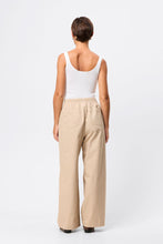 Load image into Gallery viewer, Mossman Fine Line Knit Tank - White Hyde Boutique
