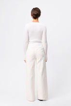 Load image into Gallery viewer, Mossman Fine Line Knit - White Hyde Boutique
