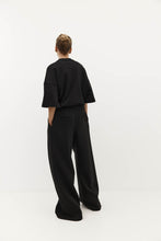 Load image into Gallery viewer, Harris Tapper Gibson T-Shirt - Black Hyde Boutique
