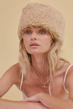 Load image into Gallery viewer, Porter Heritage T-Bar Necklace - White Gold
