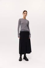 Load image into Gallery viewer, Harris Tapper Raw Soho Knit - Cement Hyde Boutique
