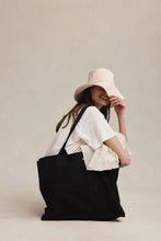 Load image into Gallery viewer, Marle Murphy Bag - Black Arriving Friday Hyde Boutique
