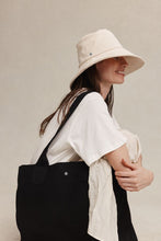 Load image into Gallery viewer, Marle Murphy Bag - Black Arriving Friday Hyde Boutique
