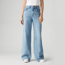 Load image into Gallery viewer, Levi's Cinch Baggy Jeans in Invested Indigo, close-up of back cinch detail
