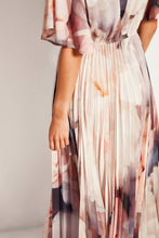 Load image into Gallery viewer, Juliette Hogan Marais Dress - Bouquet Hyde Boutique
