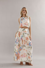 Load image into Gallery viewer, Caitlin Crisp Capri Skirt - Tea Party Floral Hyde Boutique
