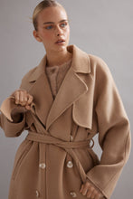Load image into Gallery viewer, Caitlin Crisp Paddington Coat - Camel Hyde Boutique
