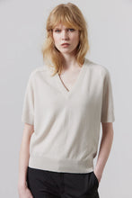 Load image into Gallery viewer, Laing Jasper Cashmere V Neck - Putty Hyde Boutique
