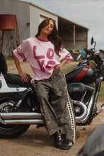 Load image into Gallery viewer, Sabbi The Raving Hearts Pants - Camo  Hyde Boutique   
